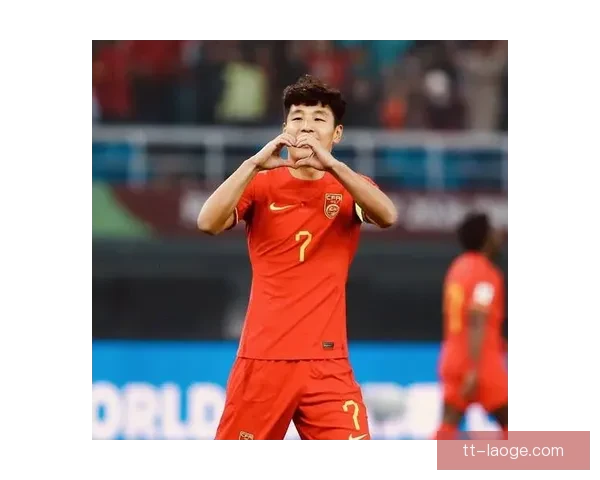 武磊停赛牵动十八强赛锋线布局中国男足急求变考验进攻新组合火力 武磊停赛牵动十八强赛锋线布局中国男足急求变考验进攻新组合火力